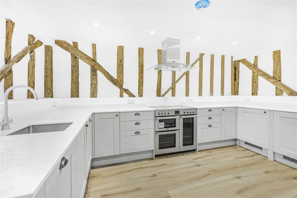 Additional property image - Cucumber Lane, Essendon, Hertfordshire, AL9