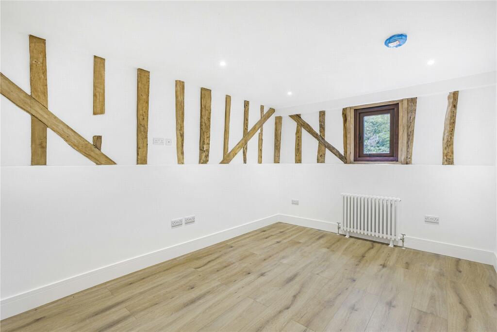 Additional property image - Cucumber Lane, Essendon, Hertfordshire, AL9