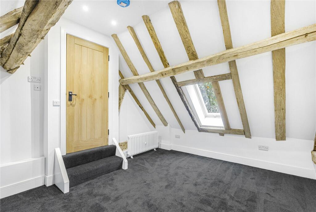 Additional property image - Cucumber Lane, Essendon, Hertfordshire, AL9