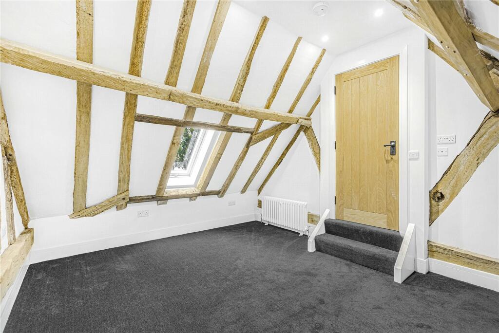 Additional property image - Cucumber Lane, Essendon, Hertfordshire, AL9