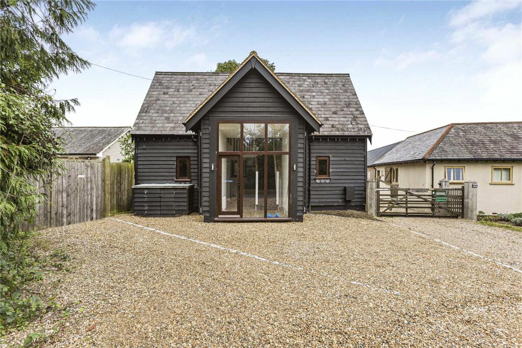 Additional property image - Cucumber Lane, Essendon, Hertfordshire, AL9