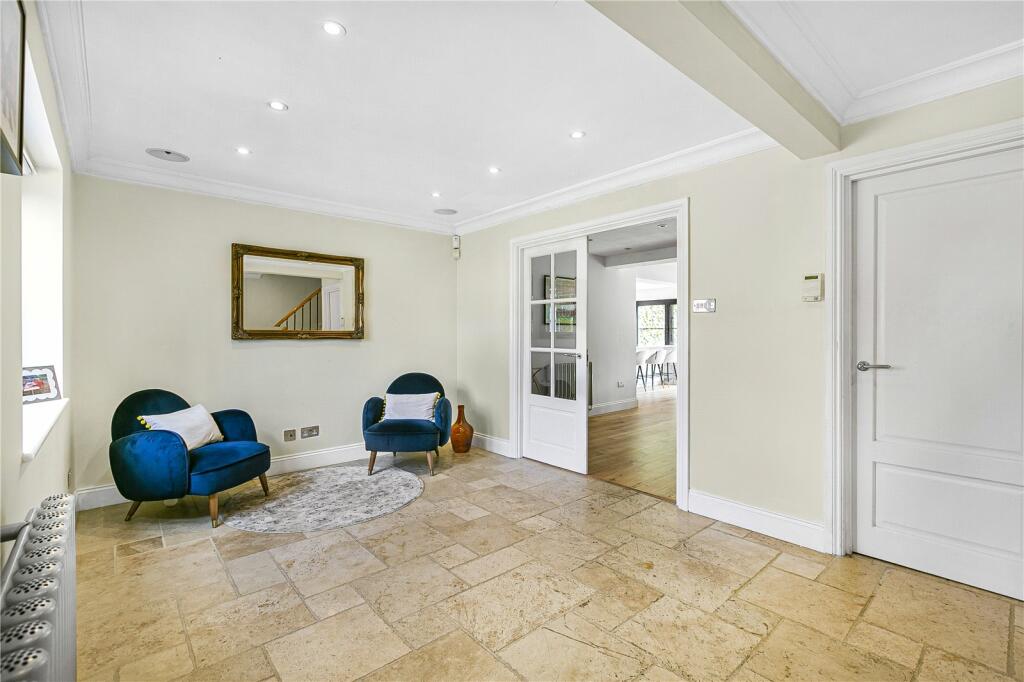 Additional property image - Mymms Drive, Brookmans Park, Hertfordshire, AL9