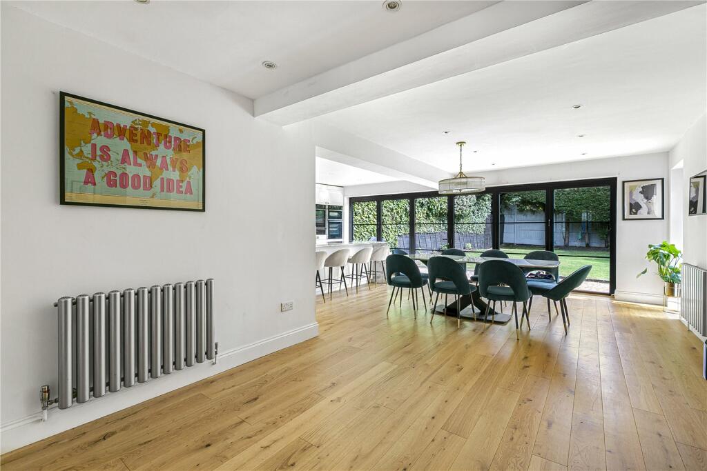 Additional property image - Mymms Drive, Brookmans Park, Hertfordshire, AL9