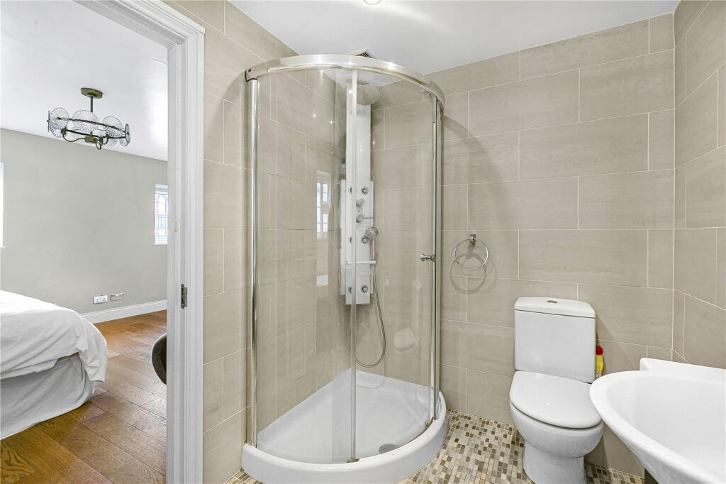 Additional property image - Mymms Drive, Brookmans Park, Hertfordshire, AL9