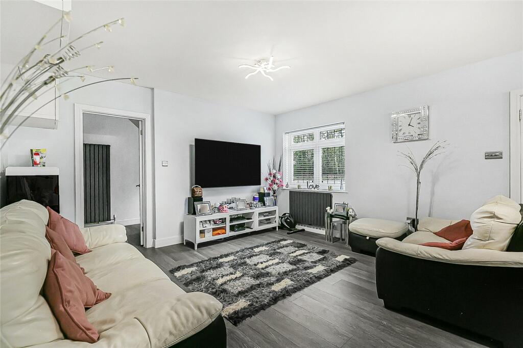 Additional property image - Swanland Road, North Mymms, Hertfordshire, AL9