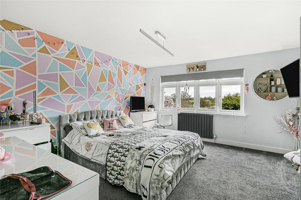 Additional property image - Swanland Road, North Mymms, Hertfordshire, AL9