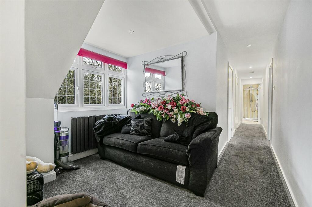 Additional property image - Swanland Road, North Mymms, Hertfordshire, AL9