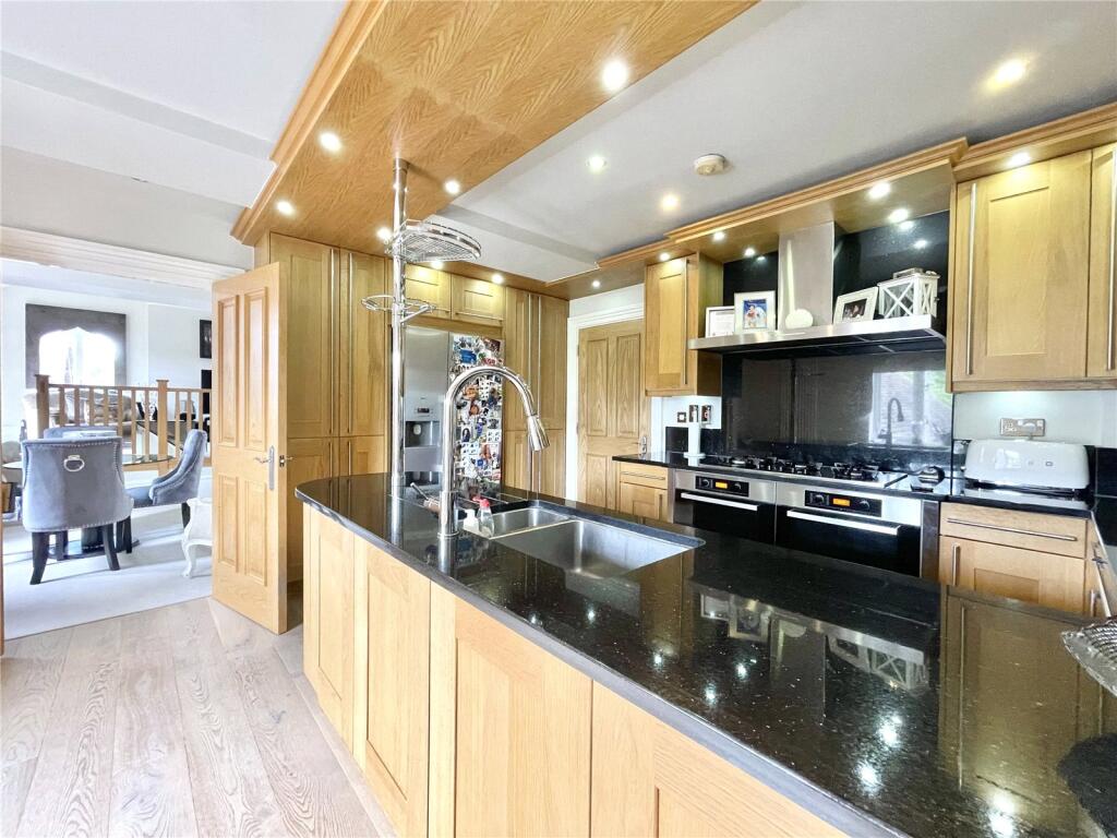 Additional property image - Bedwell Hall, Bedwell Park, Cucumber Lane, Essendon, AL9