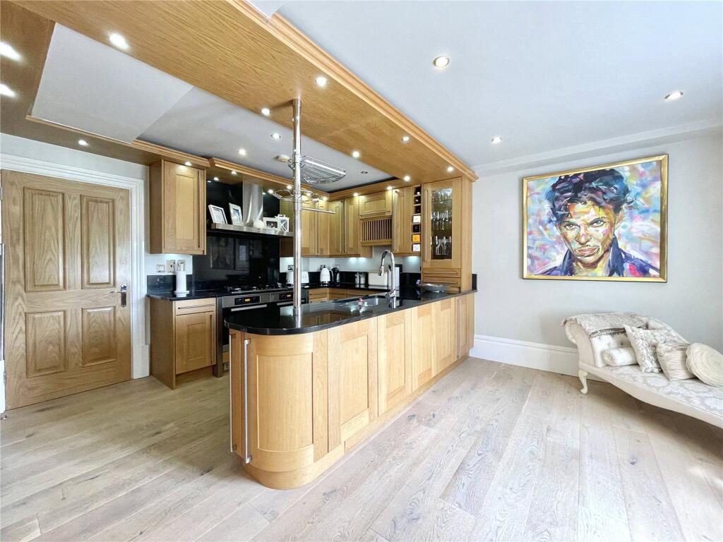 Additional property image - Bedwell Hall, Bedwell Park, Cucumber Lane, Essendon, AL9