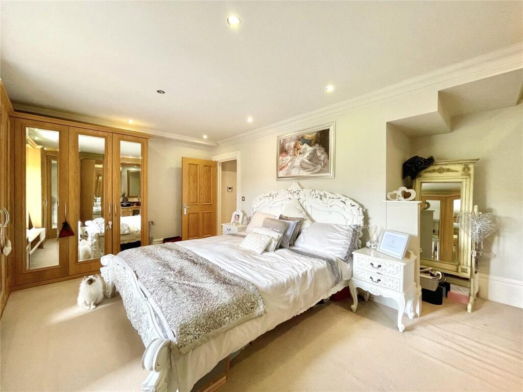 Additional property image - Bedwell Hall, Bedwell Park, Cucumber Lane, Essendon, AL9