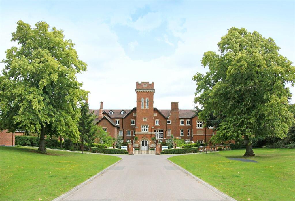 Additional property image - Bedwell Hall, Bedwell Park, Cucumber Lane, Essendon, AL9