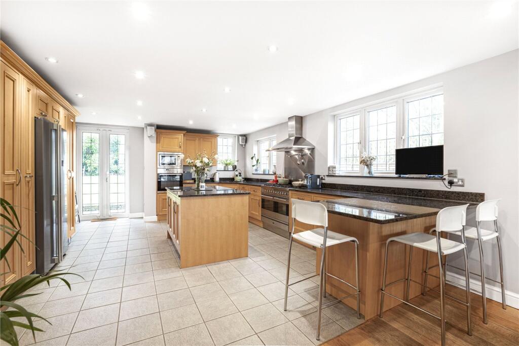 Property image - Kentish Lane, Brookmans Park, Hertfordshire, AL9