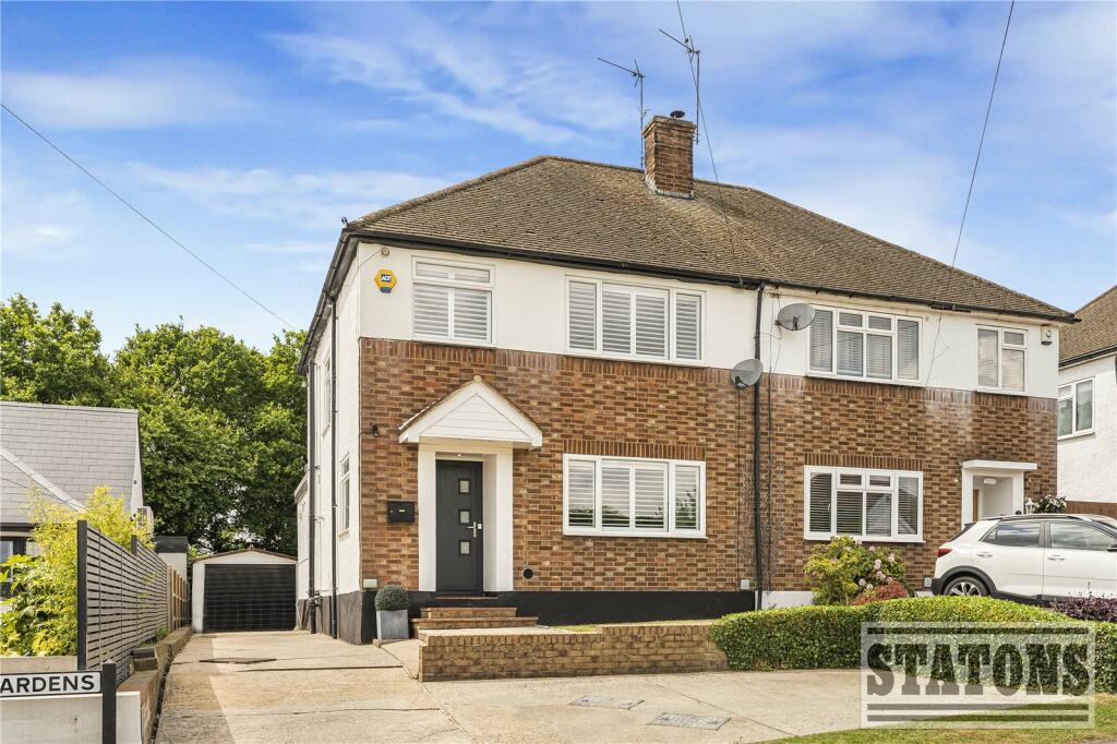 Main image of property: Westland Drive, Brookmans Park, Hertfordshire, AL9