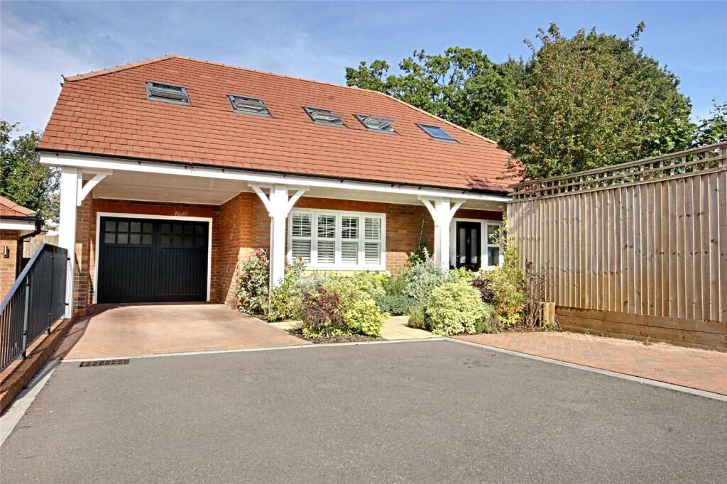 Main image of property: Birch Grove, Potters Bar, Hertfordshire, EN6
