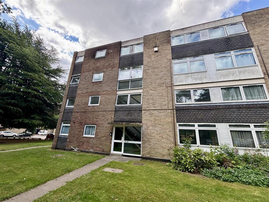 Main image of property: Woodlands, Fleet