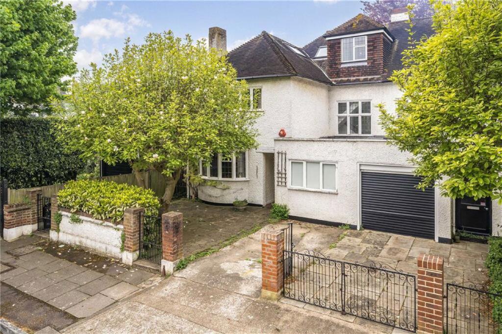 Main image of property: Parke Road, Barnes