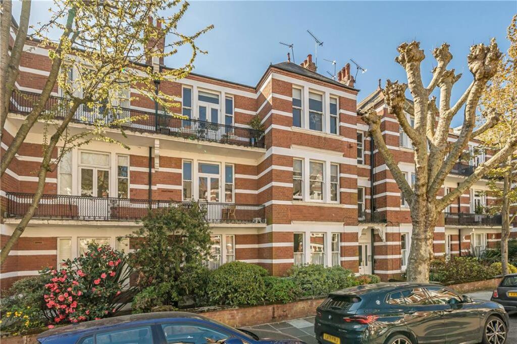 Main image of property: Riverview Gardens, Barnes