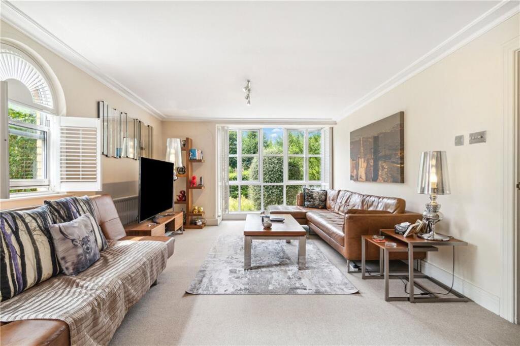 Main image of property: Keble Place, Barnes