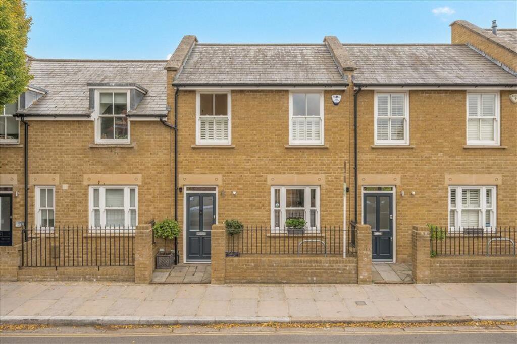Main image of property: Charles Street, Barnes