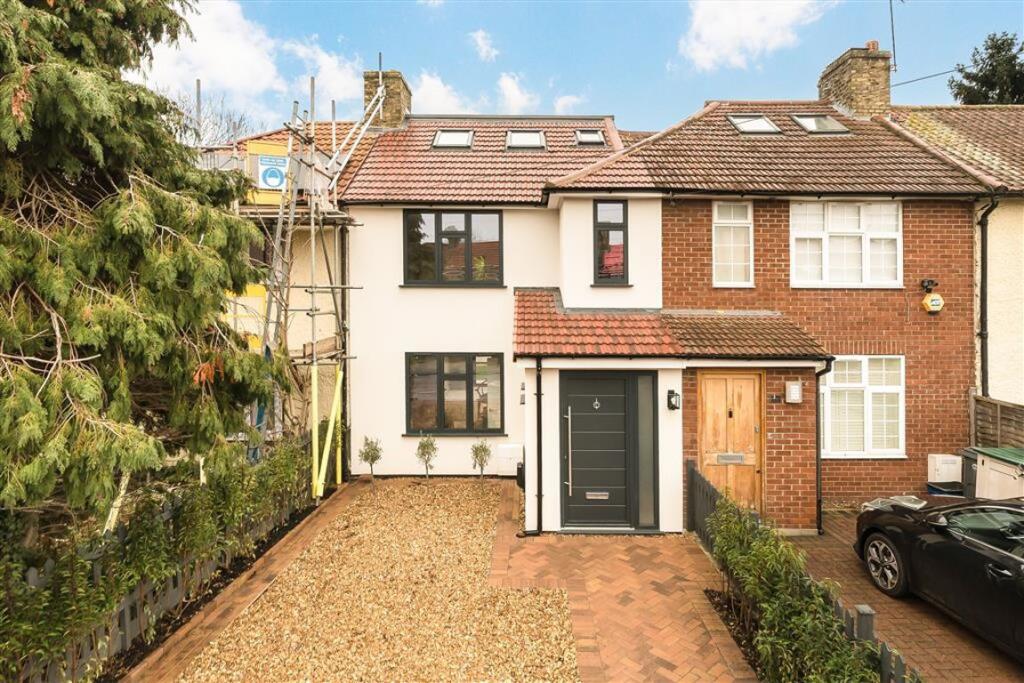 Main image of property: Alderbury Road, Barnes