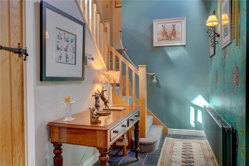Additional property image - Dale Lane, Lickey End, Worcestershire, B60