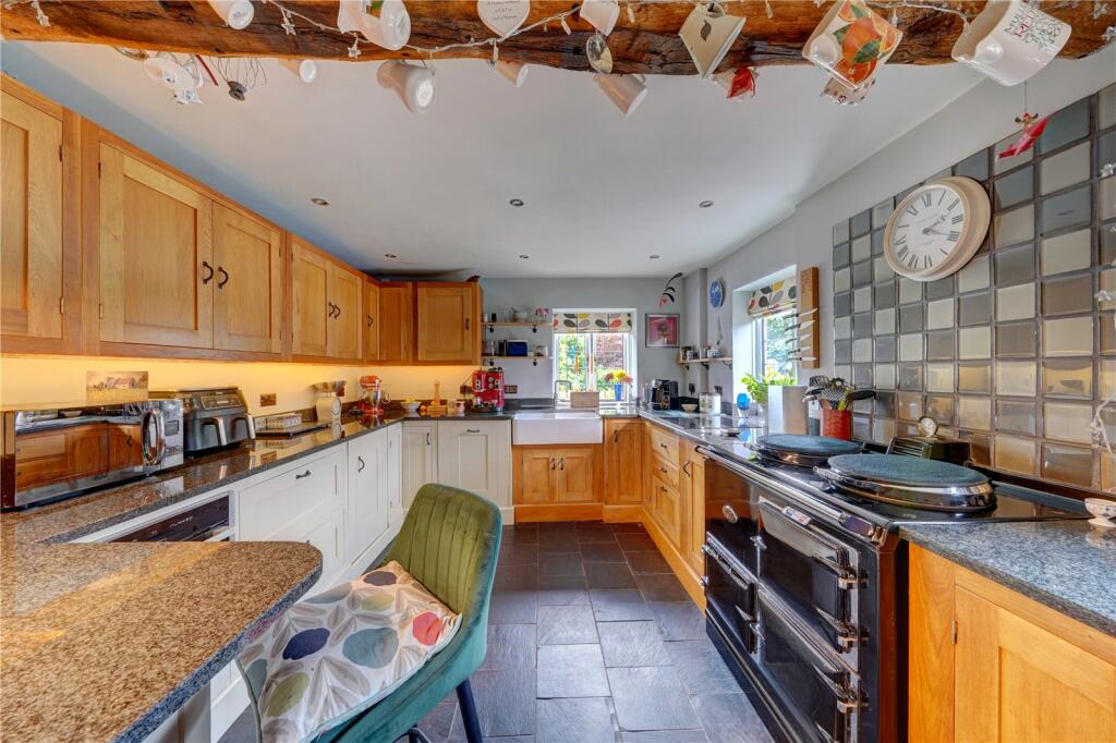 Additional property image - Dale Lane, Lickey End, Worcestershire, B60