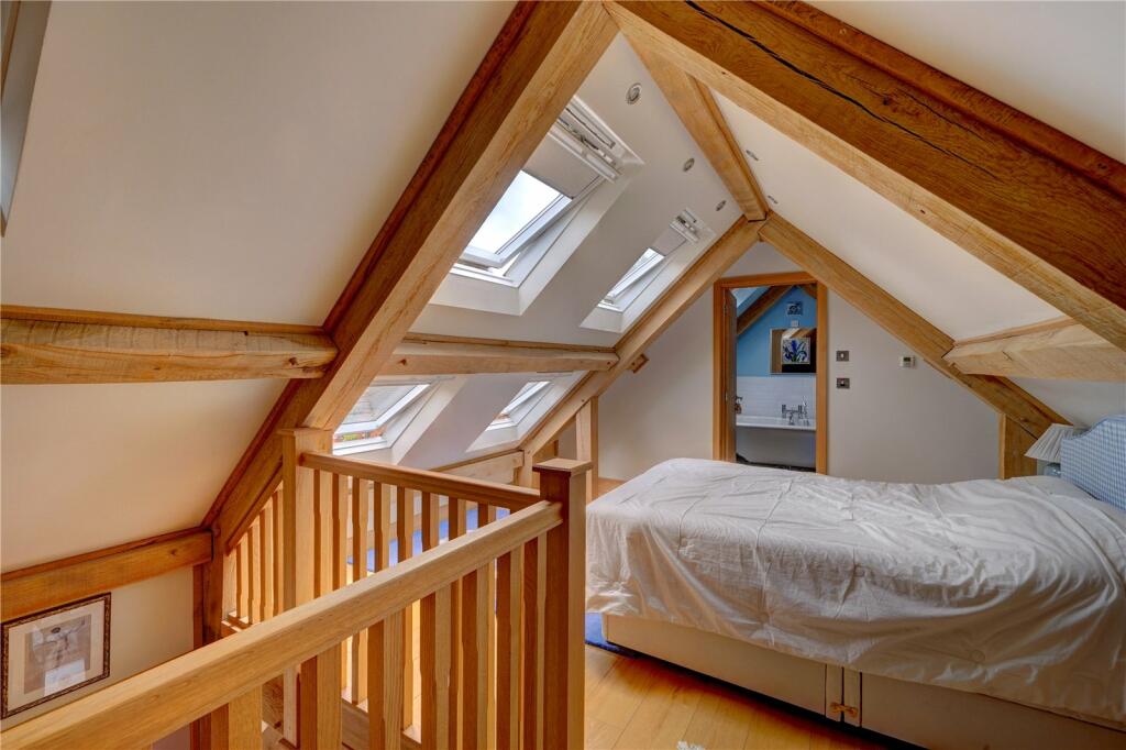 Additional property image - Dale Lane, Lickey End, Worcestershire, B60