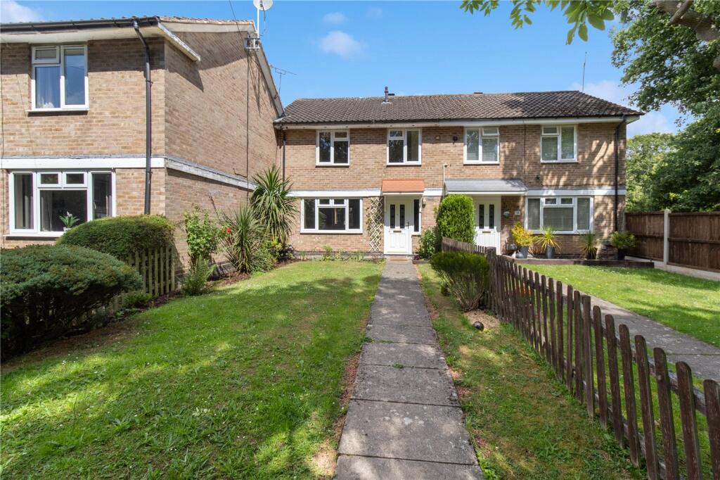 Main image of property: Swans Walk, Alvechurch, Birmingham, B48