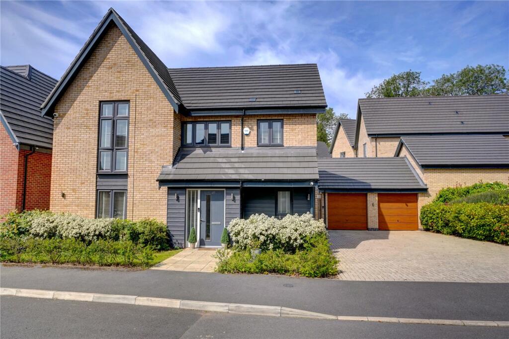 4 bedroom detached house for sale in New House Farm Drive, Bournville
