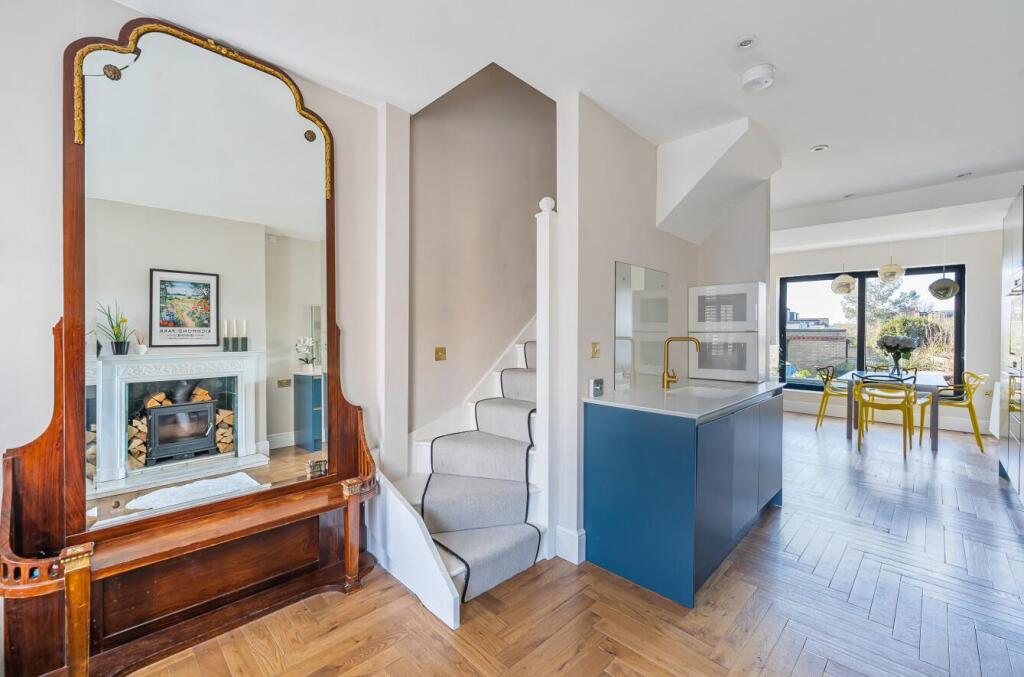 Main image of property: Park Road, Kingston Upon Thames