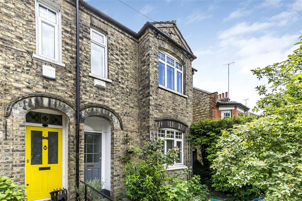 3 bedroom semidetached house for sale in Totteridge Lane, Totteridge