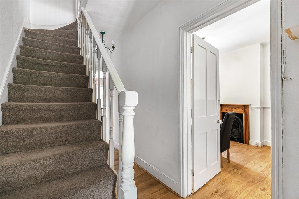 3 bedroom semidetached house for sale in Totteridge Lane, Totteridge