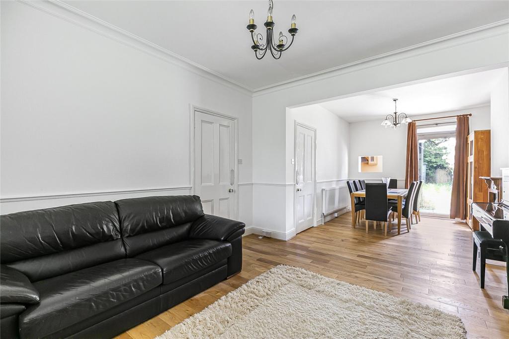 3 bedroom semidetached house for sale in Totteridge Lane, Totteridge