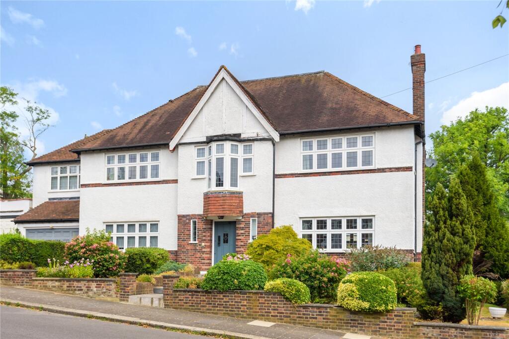 Main image of property: West Hill Way, Totteridge, London, N20