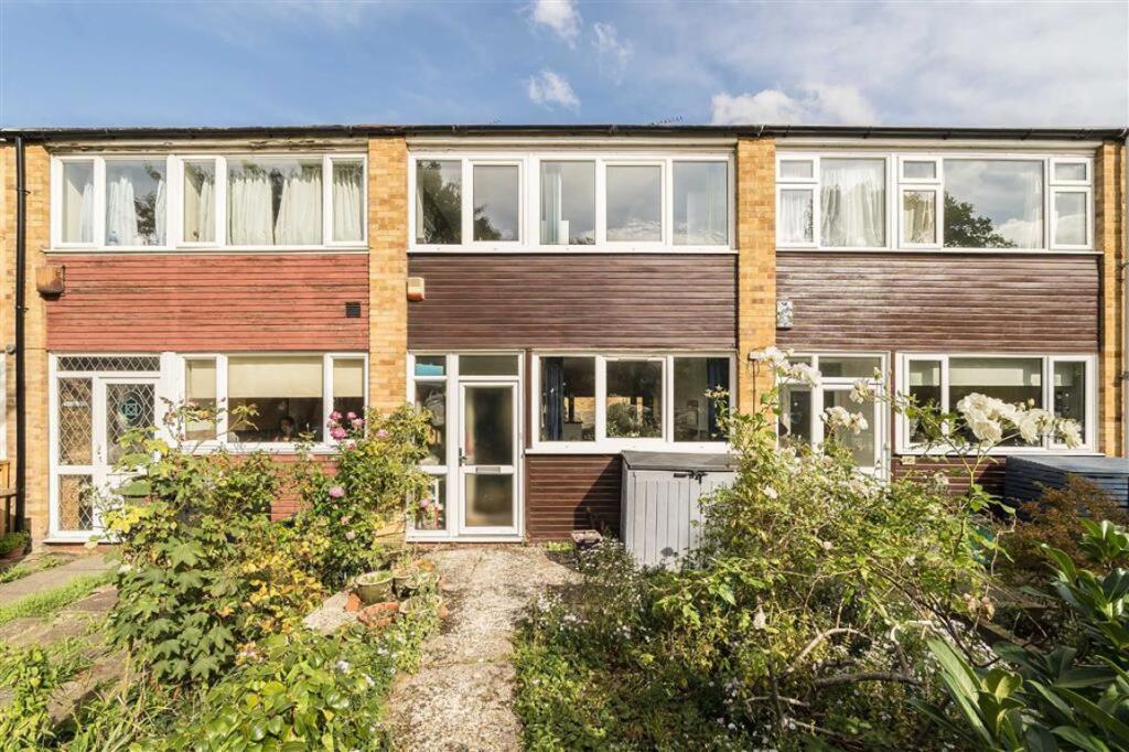 Main image of property: Atkins Road, Balham