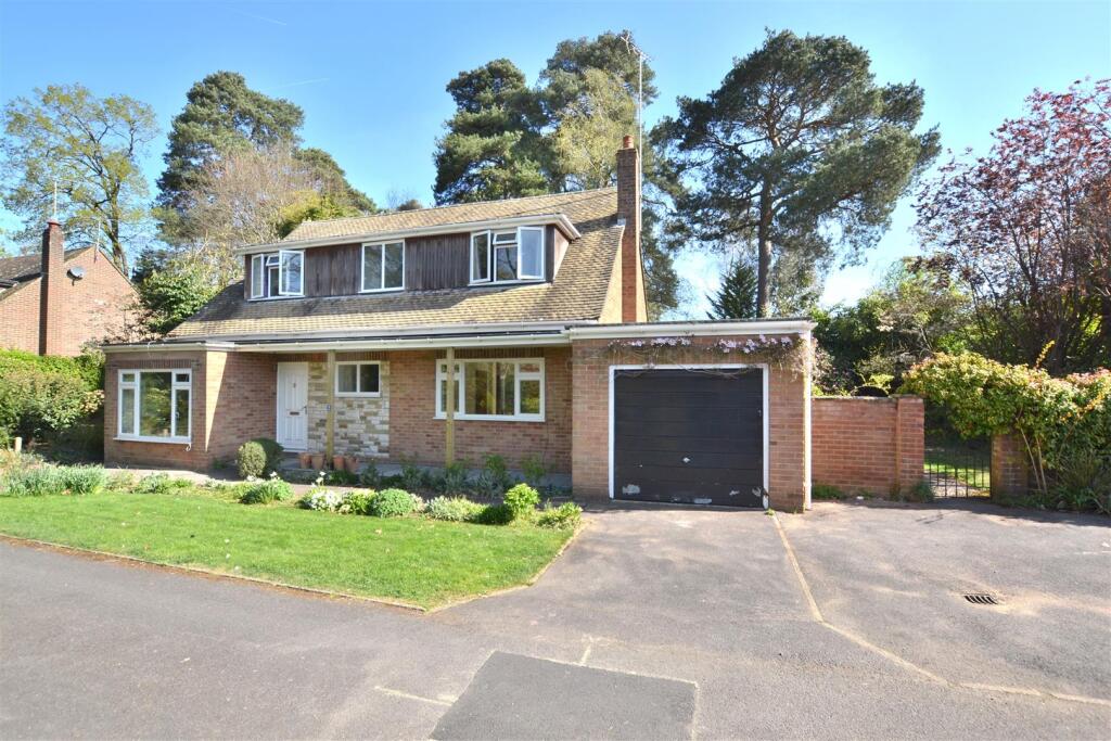 Main image of property: Ferbies, Fleet