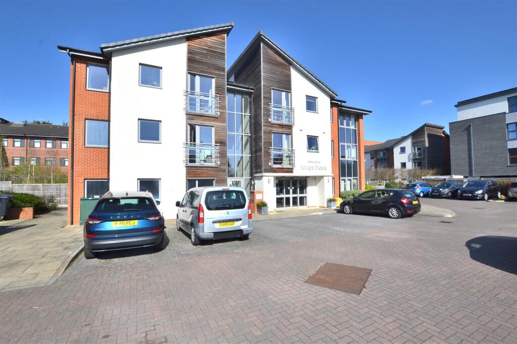 Main image of property: Kings Place, Fleet