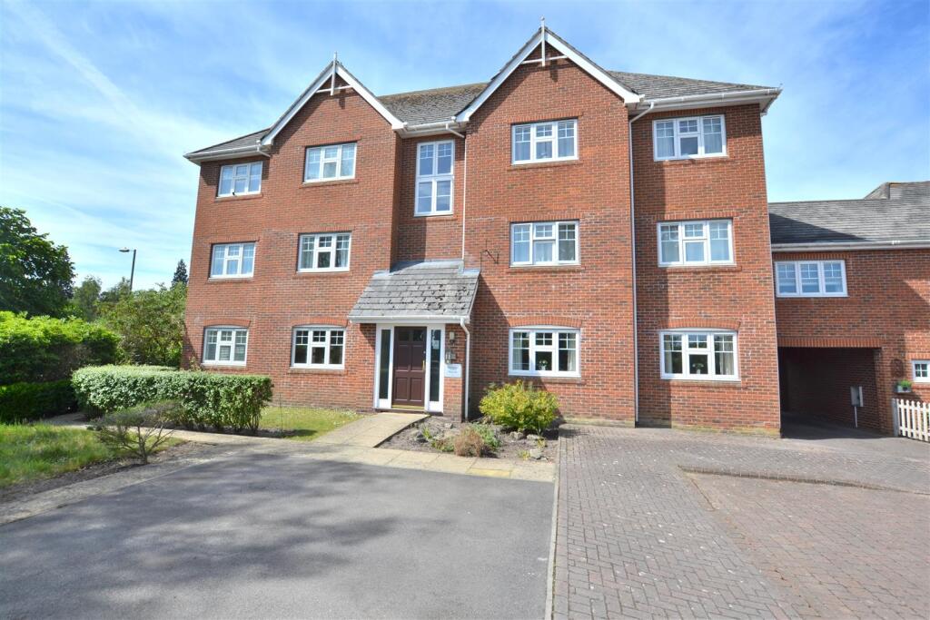 Main image of property: Wespall House, Elvetham Heath, Fleet