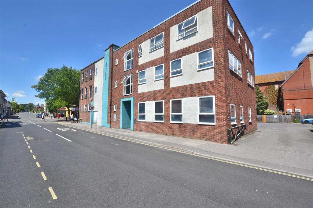 Main image of property: Brook House, Upper Street, Fleet
