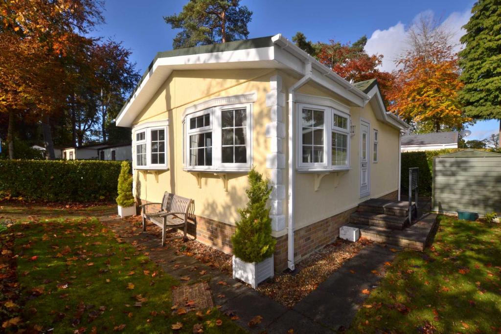 2 bedroom mobile home for sale in Woodland Rise, The Grange Estate