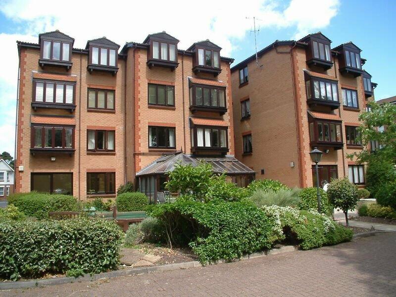 1 bedroom retirement property for sale in Parkstone Road, Poole, Dorset