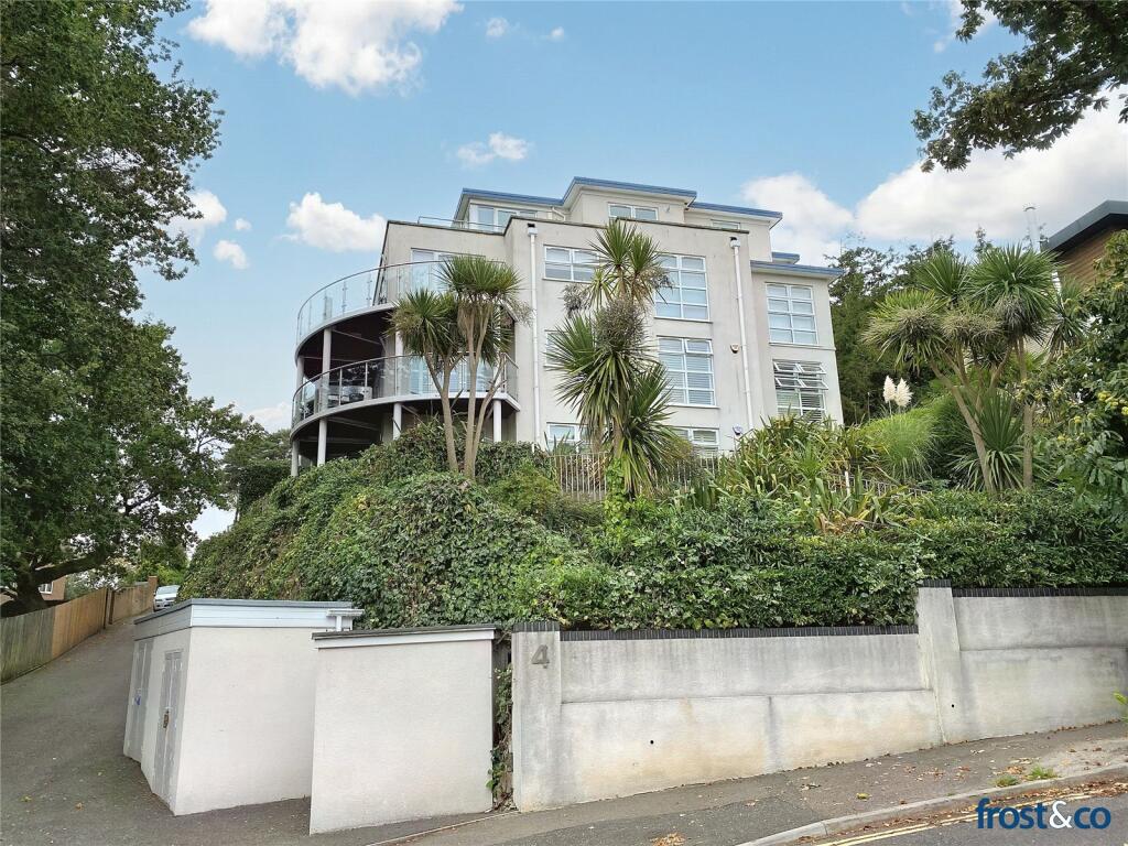 2 bedroom apartment for sale in Windsor Road, Lower Parkstone, Poole