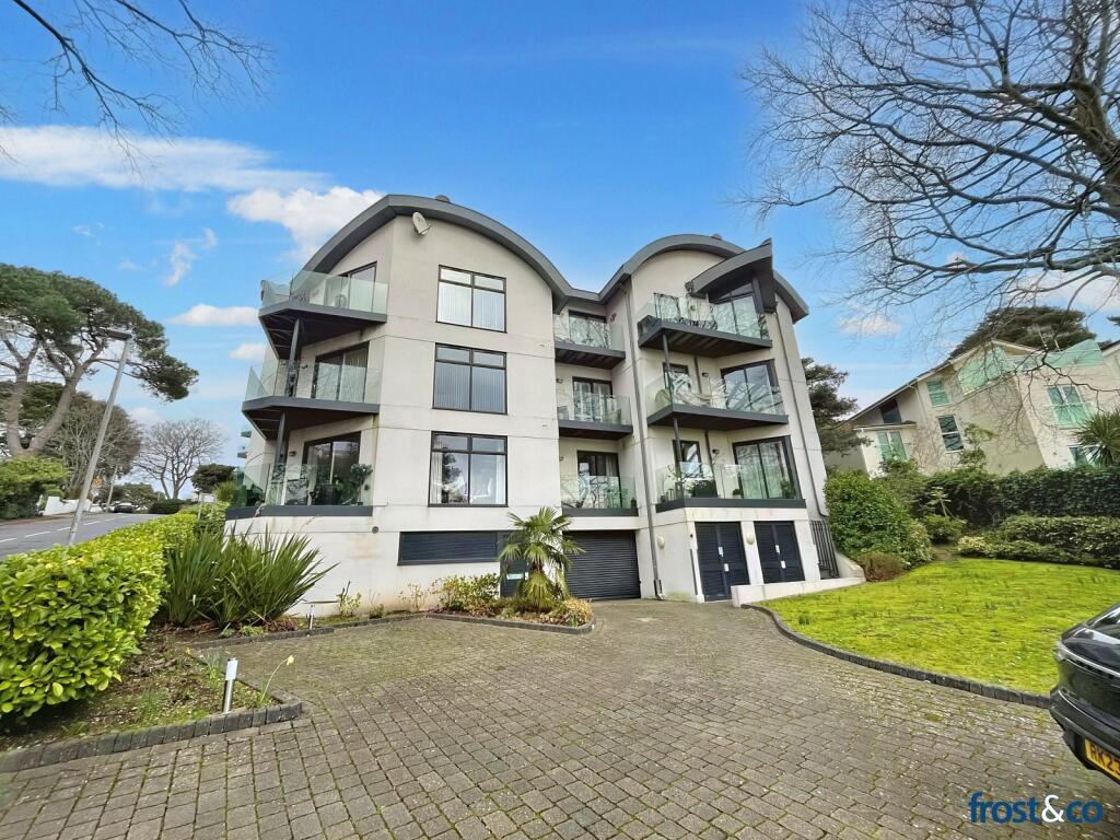 2 bedroom apartment for sale in Corfe View Road, Lower Parkstone, Poole