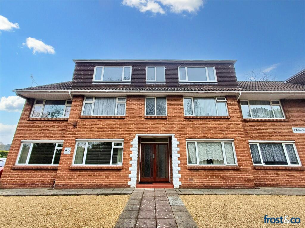 2 bedroom apartment for sale in Bournemouth Road, Lower Parkstone