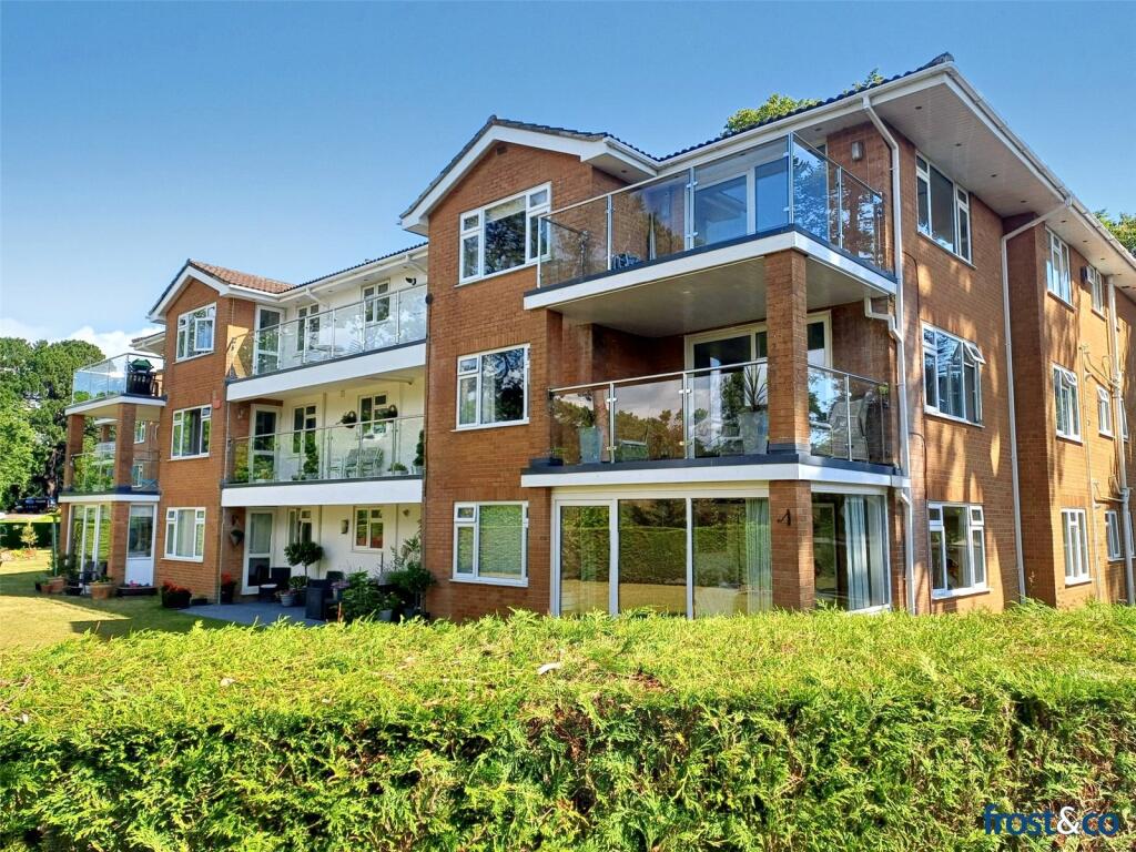 3 bedroom apartment for sale in Overbury Road, Lower Parkstone, Poole