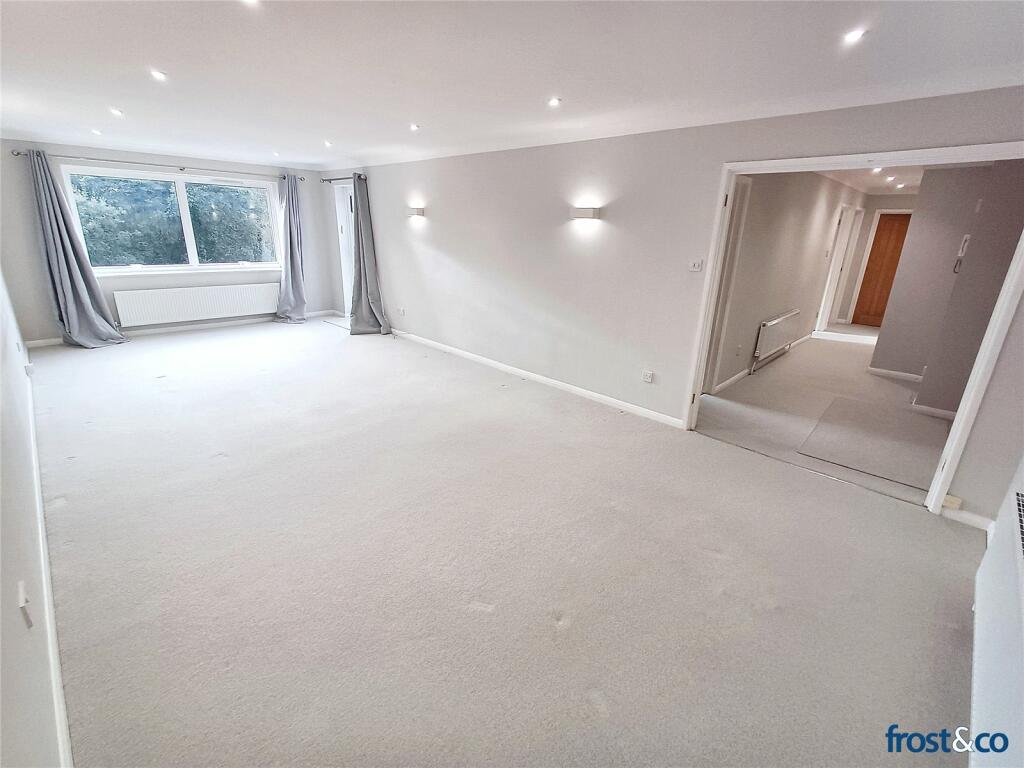 Additional property image - Avalon, Lilliput, Poole, Dorset, BH14