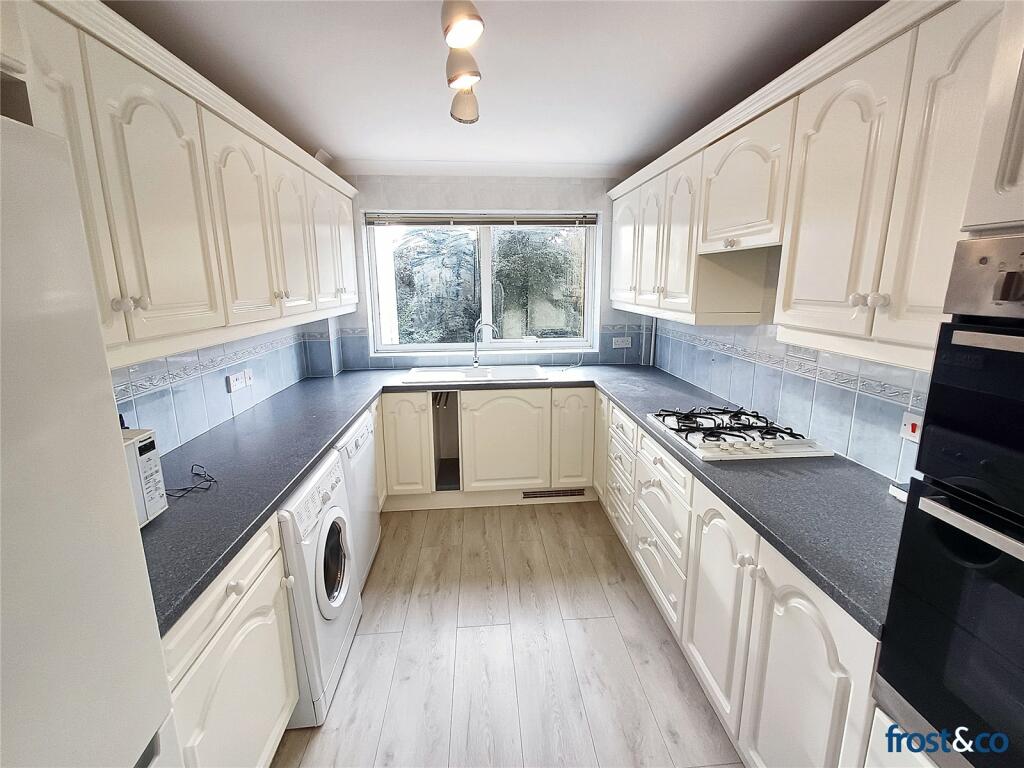 Additional property image - Avalon, Lilliput, Poole, Dorset, BH14