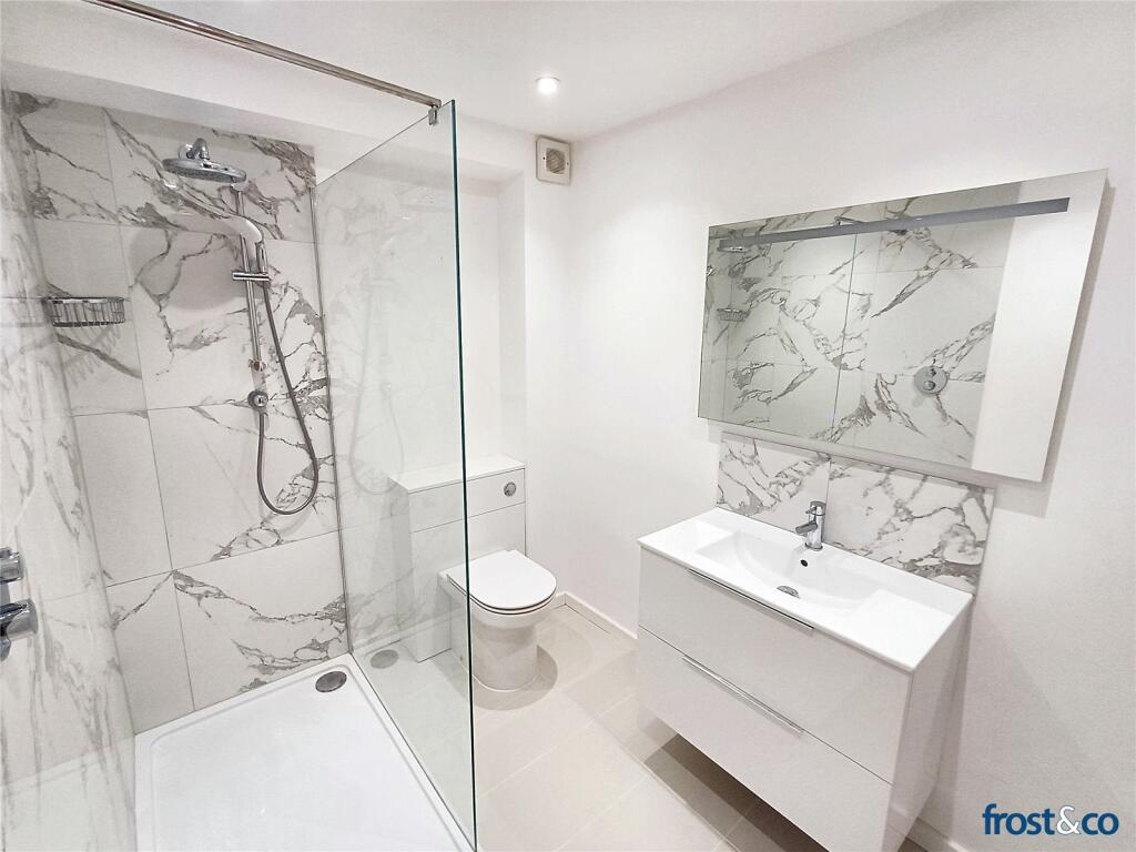 Additional property image - Avalon, Lilliput, Poole, Dorset, BH14