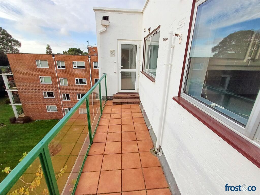 Additional property image - Avalon, Lilliput, Poole, Dorset, BH14