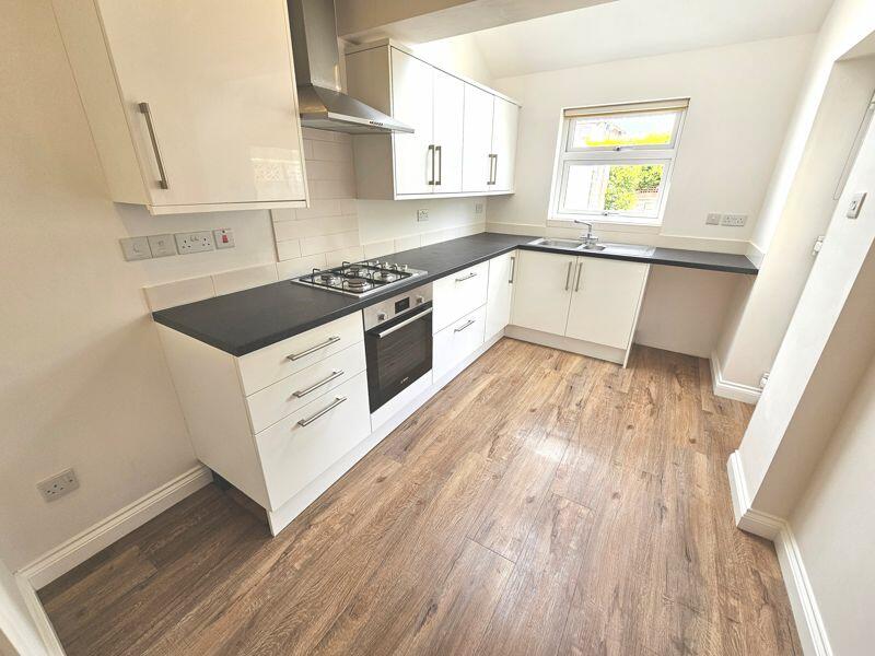 Additional property image - Kelston Grove, Hanham, Bristol